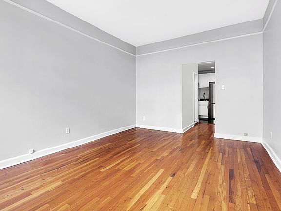 2nd image of 516 E 88th St APT 3A