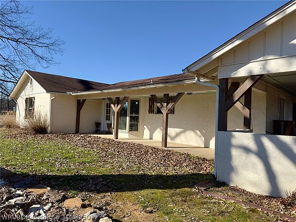 3rd image of 6910 Military Rd