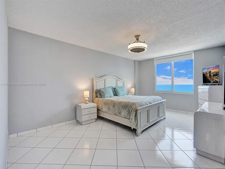 3725 S Ocean Dr #1506 — Photo 6