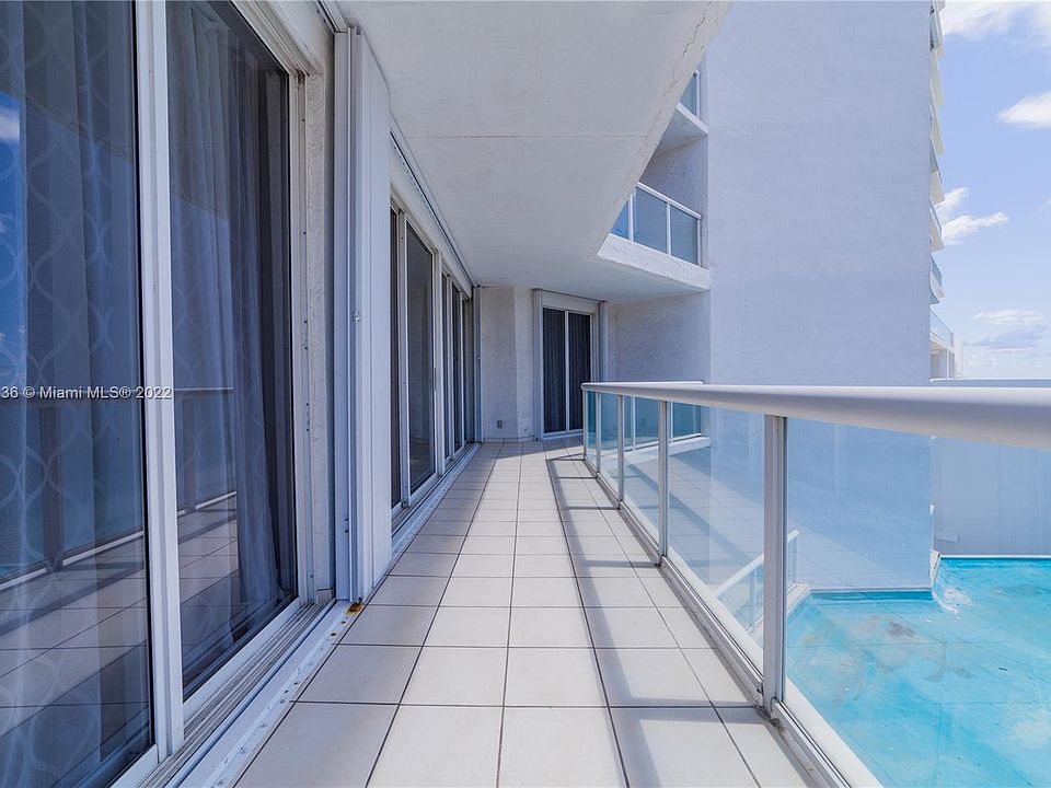 1st image of 16425 Collins Ave APT 318
