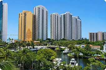 16400 Collins Ave #CU-542 — Photo 27