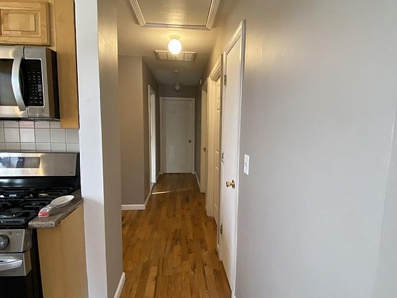 4th image of 5221 Grand Ave #2