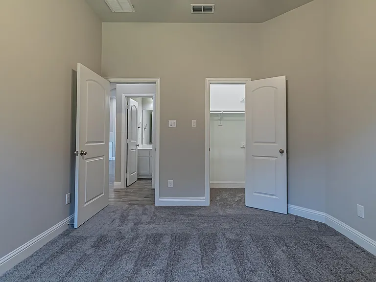 422 Oleander Dr — Photo 25