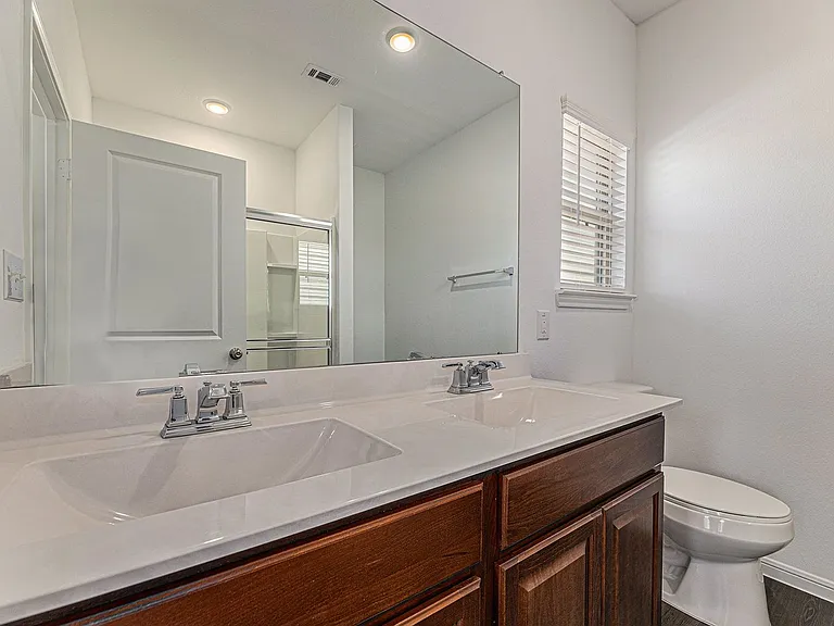 235 Pine Cavern Dr — Photo 8