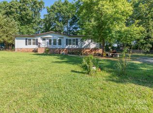5215 Willow Run Dr, Monroe, NC 28110