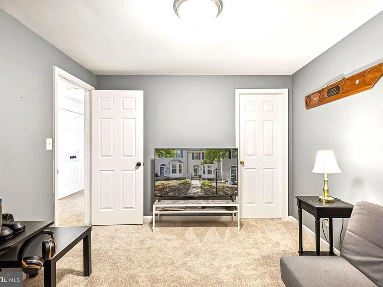 506 Torbert Loop — Photo 15