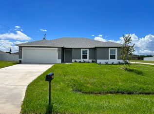 2492 SW Fair Isle Rd, Pt Saint Lucie, FL 34987