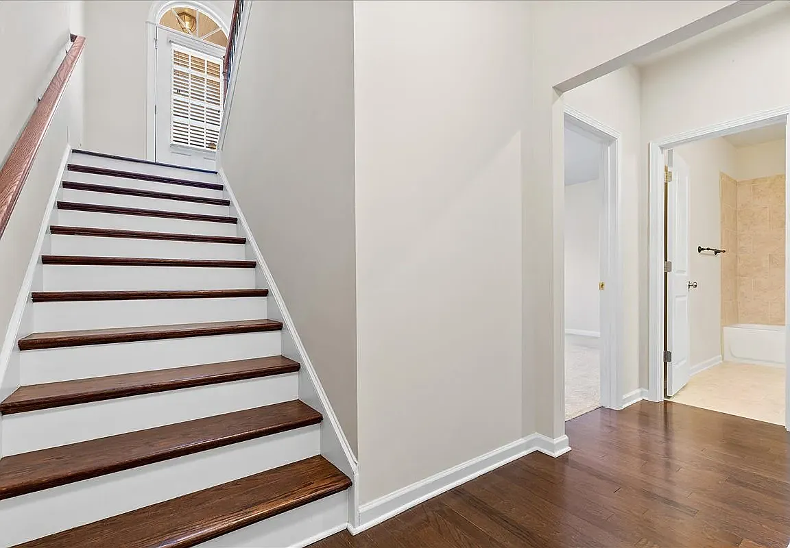 4176 Butler Dr — Photo 3
