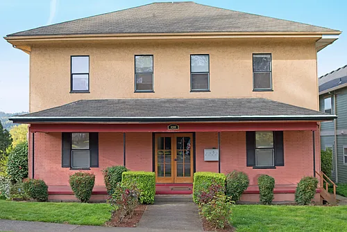8208 N Edison St #2 Photo 1
