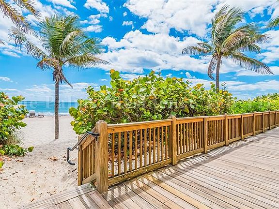 5th image of 2110 N Ocean Blvd #15B