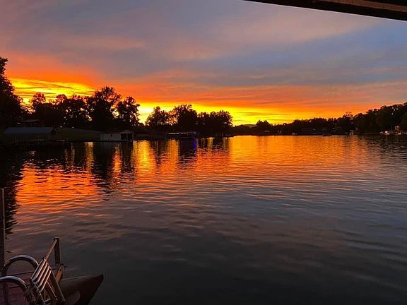 3rd image of 221 Lyman Lake Rd