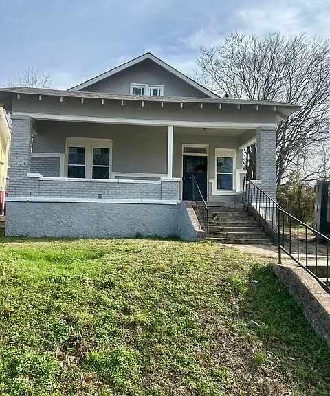 1130 Azalia St — Photo 1