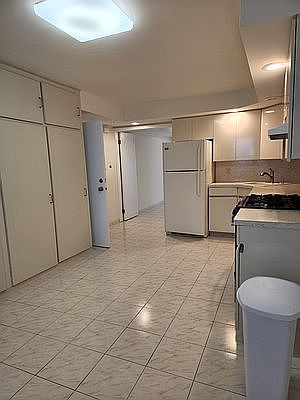 2nd image of 2232 47th St #1