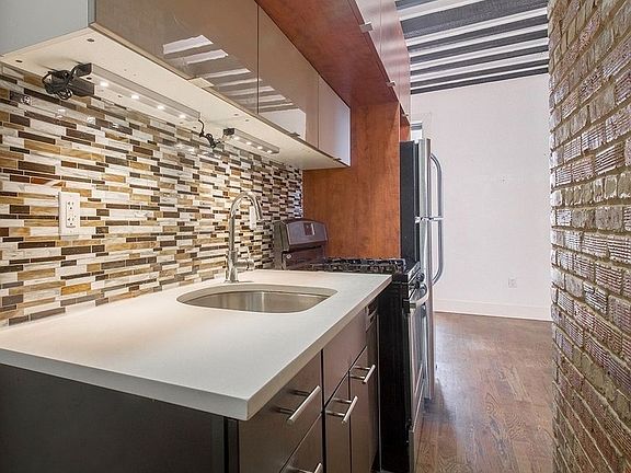 4th image of 125 W 138th St APT 2L