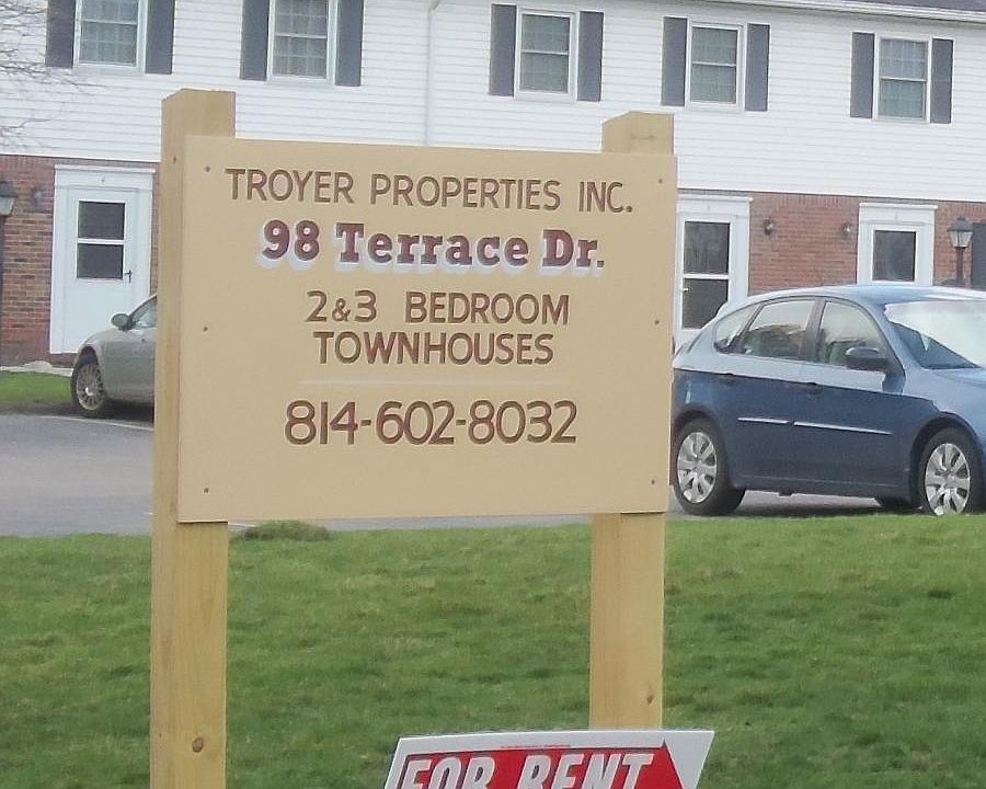 1st image of 100 Terrace Dr