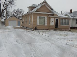 126 E 5th St, Hastings, NE 68901