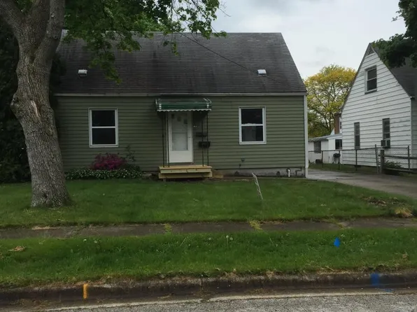 2650 8th St, Cuyahoga Falls, OH 44221