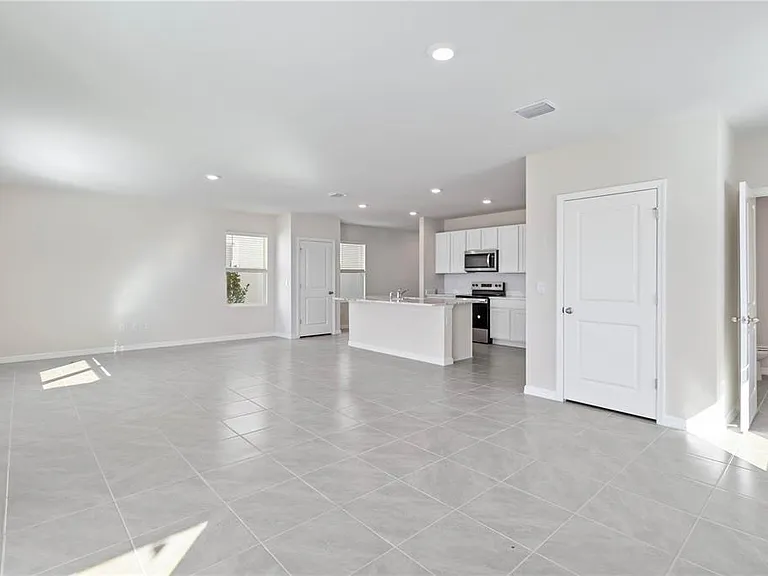 3394 Hilltop Cir — Photo 13
