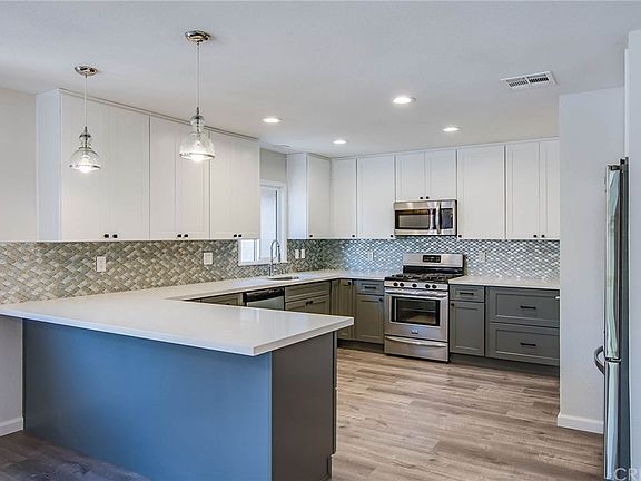 3rd image of 22214 Avenue San Luis