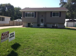 410 Lawrence Ave, Evansdale, IA 50707