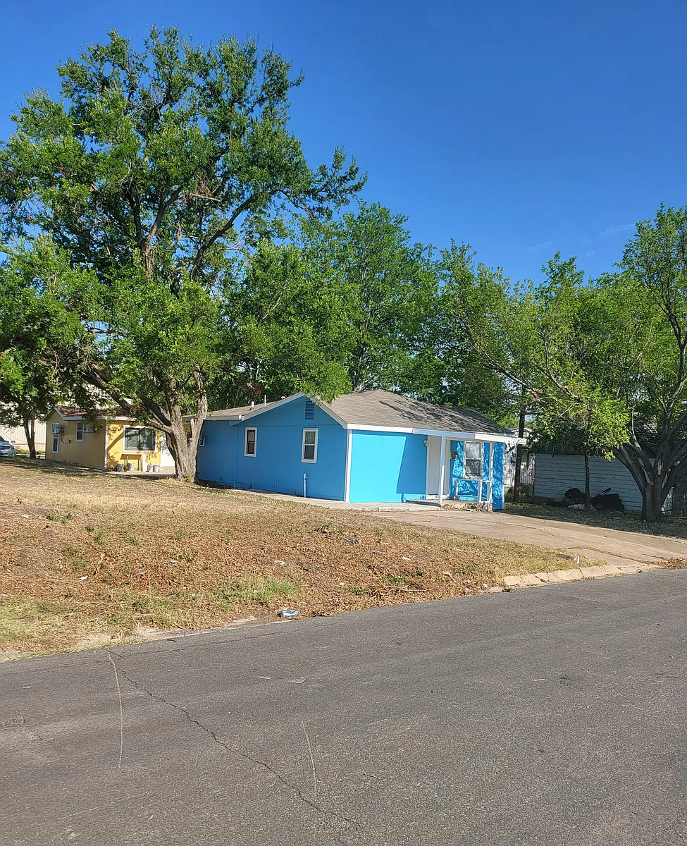 Photo 2 of 18 - 608 Vermont St - Killeen, TX Building Photo - 608 Vermont St