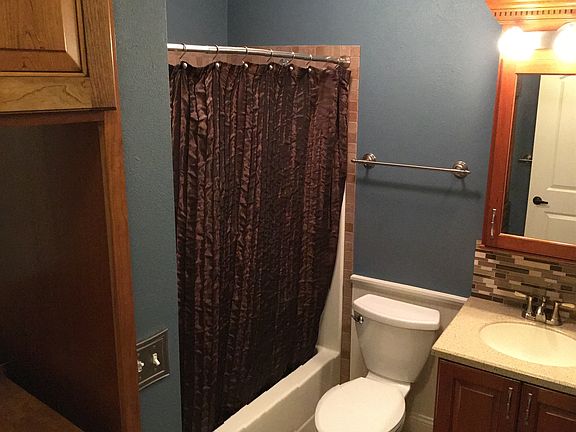 4th image of 127 Justin Ln