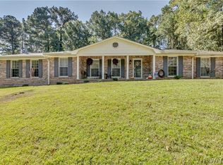 3305 Paddlecreek Ln, Northport, AL 35473