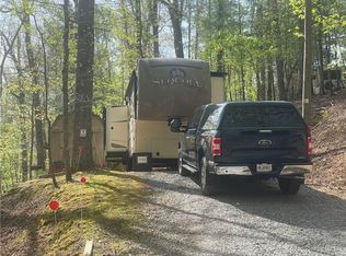 95 13th St, Ellijay, GA 30540