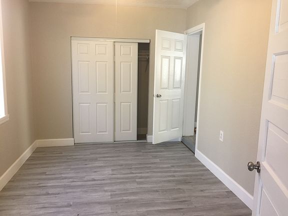 3rd image of 3134 35th Ave N