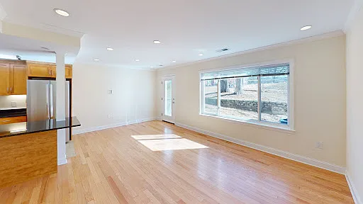 170 Sherman Rd #1