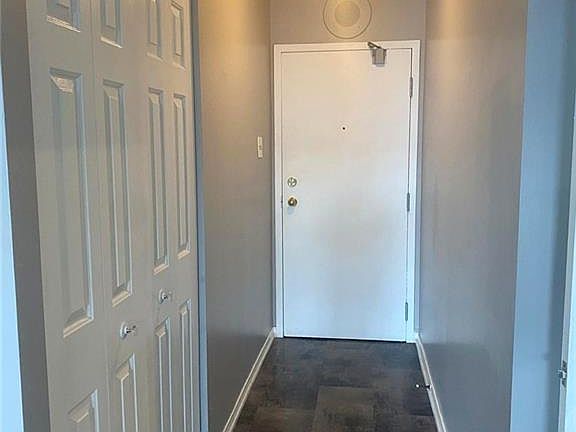 5th image of 36 James St S #510