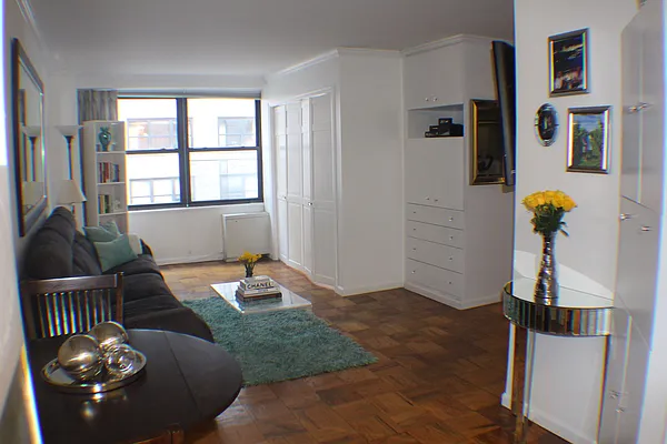 Sold by Owner | media 27