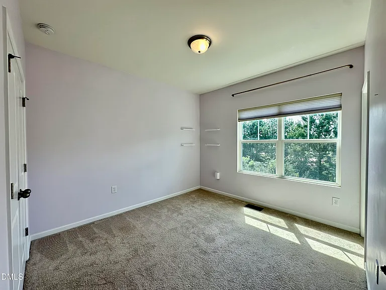 304 Skymont Dr — Photo 26