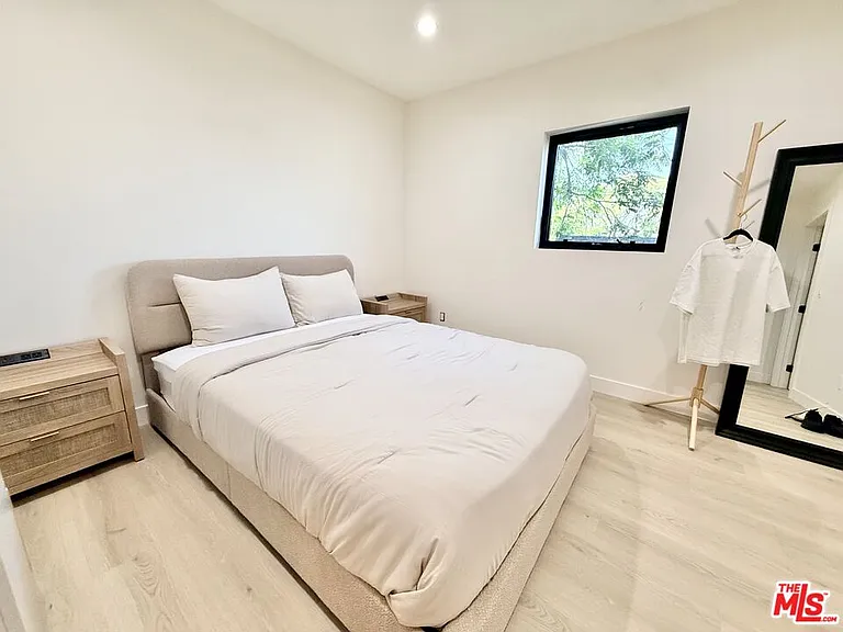 2707 Benedict St #3/4 — Photo 19