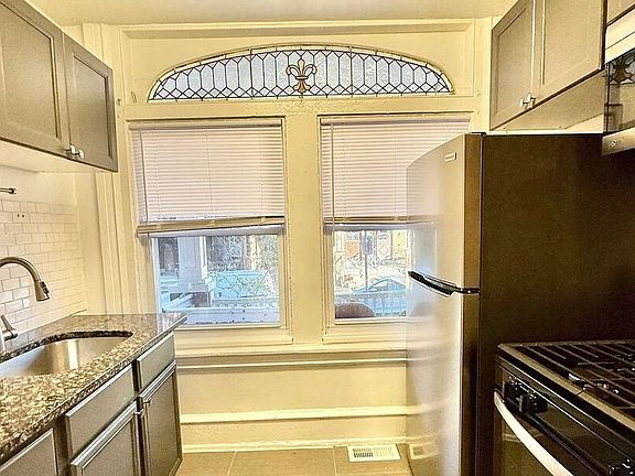 3rd image of 236A Buckingham Pl #1