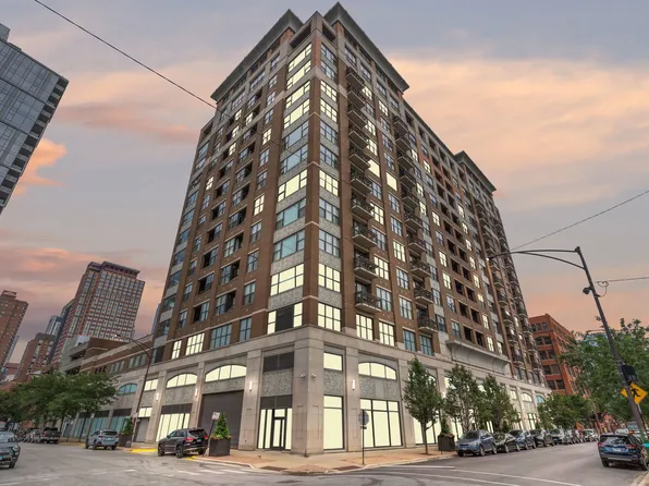 849 N Franklin St Unit 513, Chicago, IL 60610