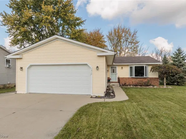 1012 Greenwich Ave, Grafton, OH 44044