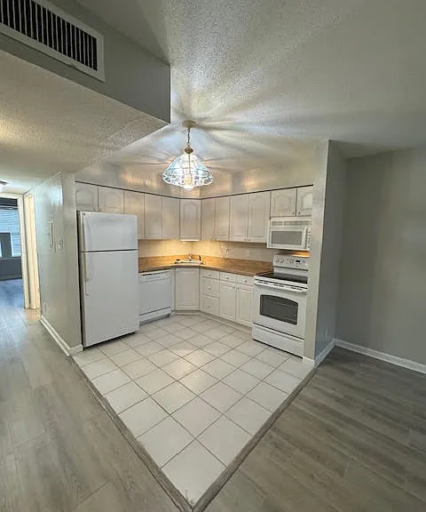 3310 Washington Ave #1211 — Photo 6