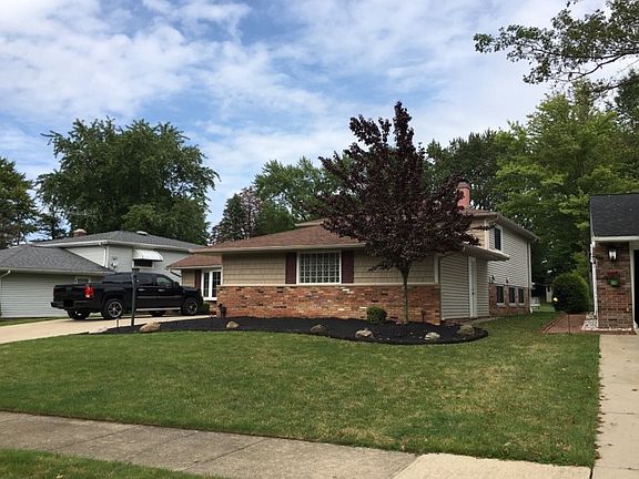 3rd image of 7733 E Linden Ln