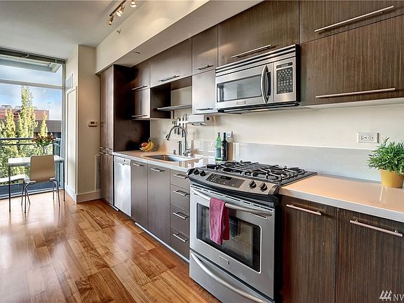 Unit Interior kitchen + finishes