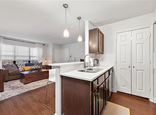 905 Washington St APT 103, Kansas City, MO 64105