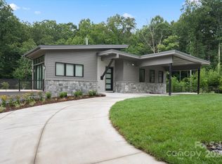 509 Blooming Laurel Dr, Hendersonville, NC 28792