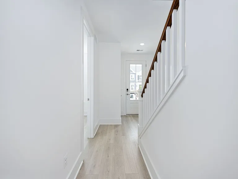 9207 Forkleaf Oak Dr — Photo 10