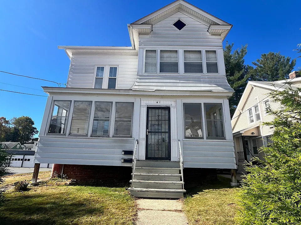 41 Sylvan St #2