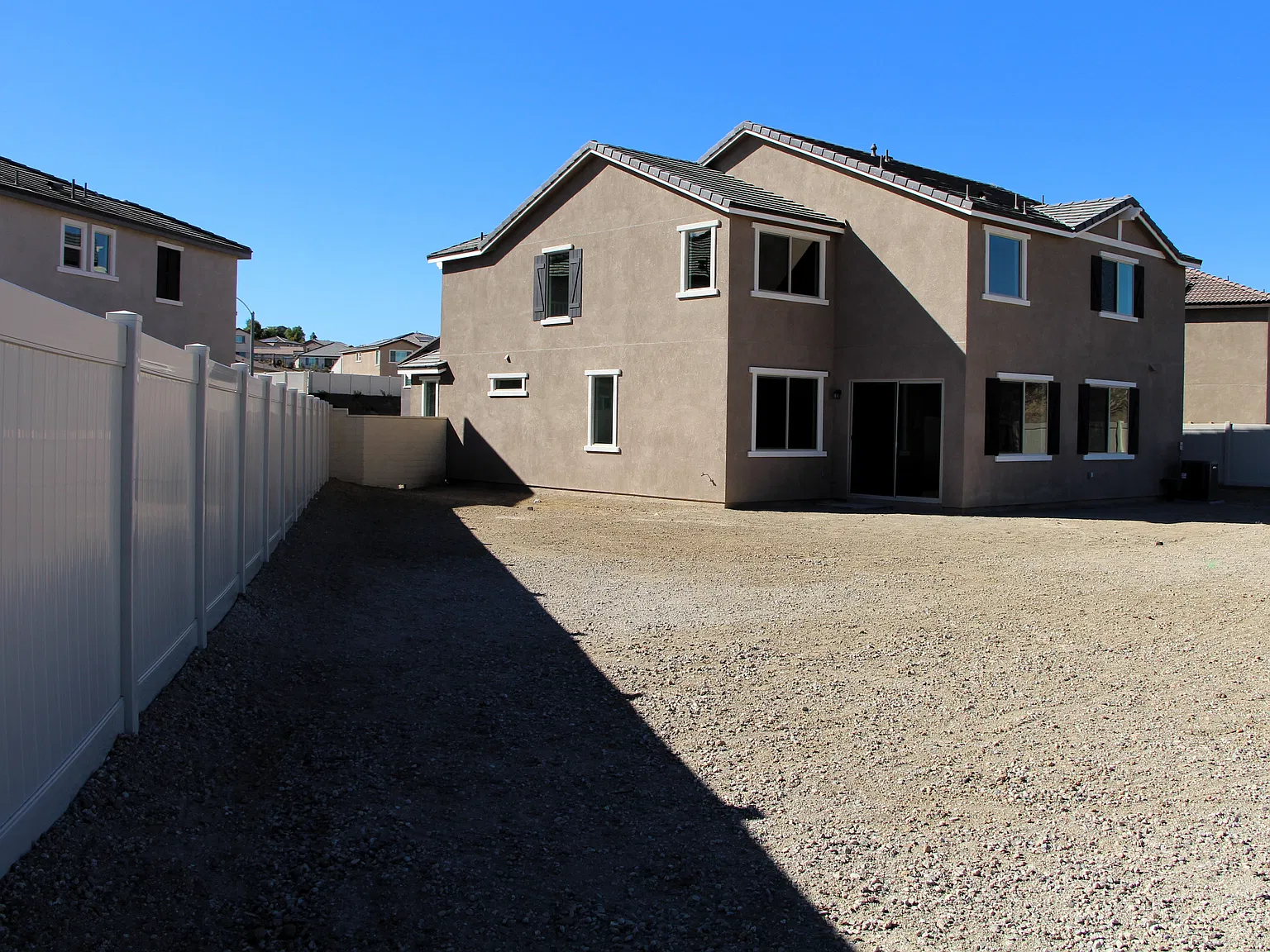5 bed, 2654 sqft, $4,300 — Photo 4