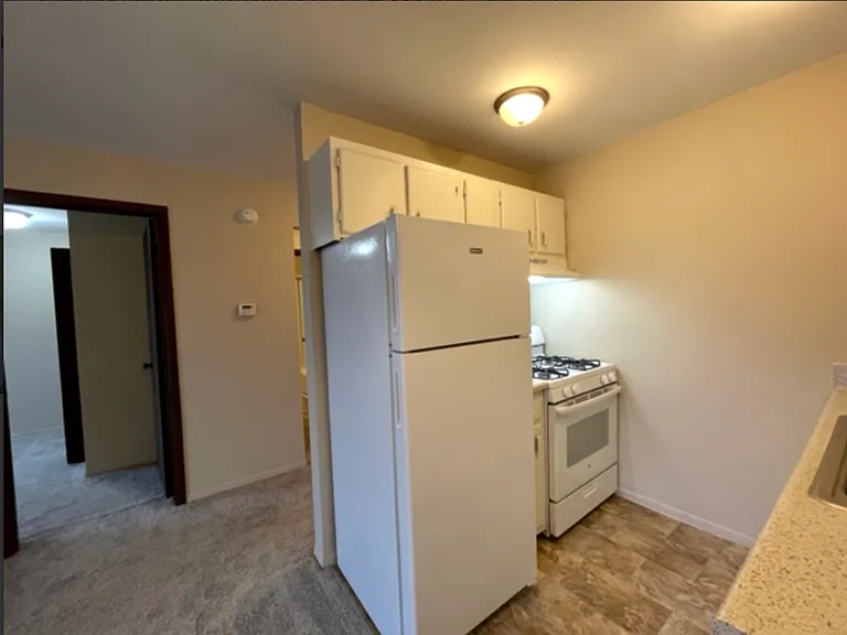 Oak Valley Apartments — Photo 33