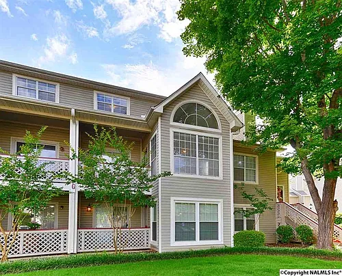 1085 Stones Throw Dr NW Photo 1