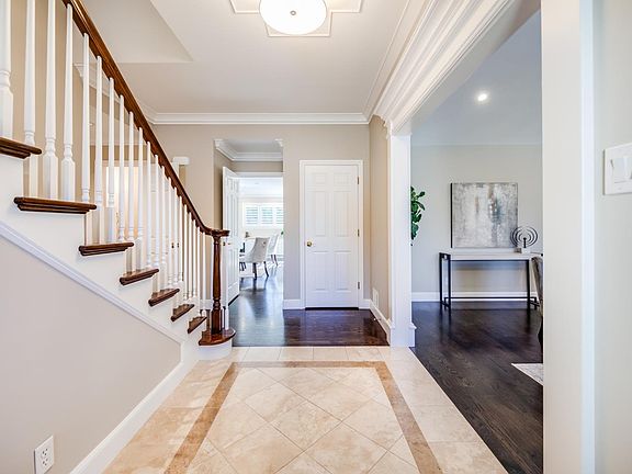 3rd image of 516 Beresford Ave