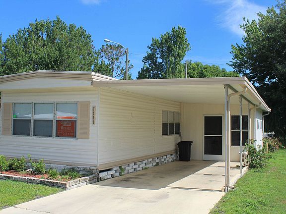 JANETS & Greenlawn 018