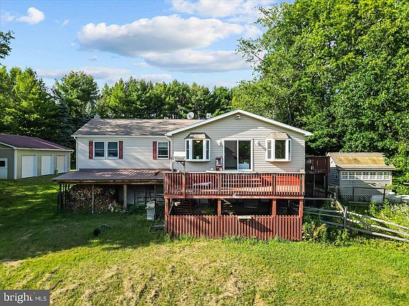 3rd image of 2988 Fairview Rd